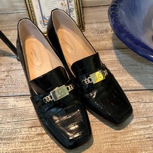 Liz Claiborne wide width shoes